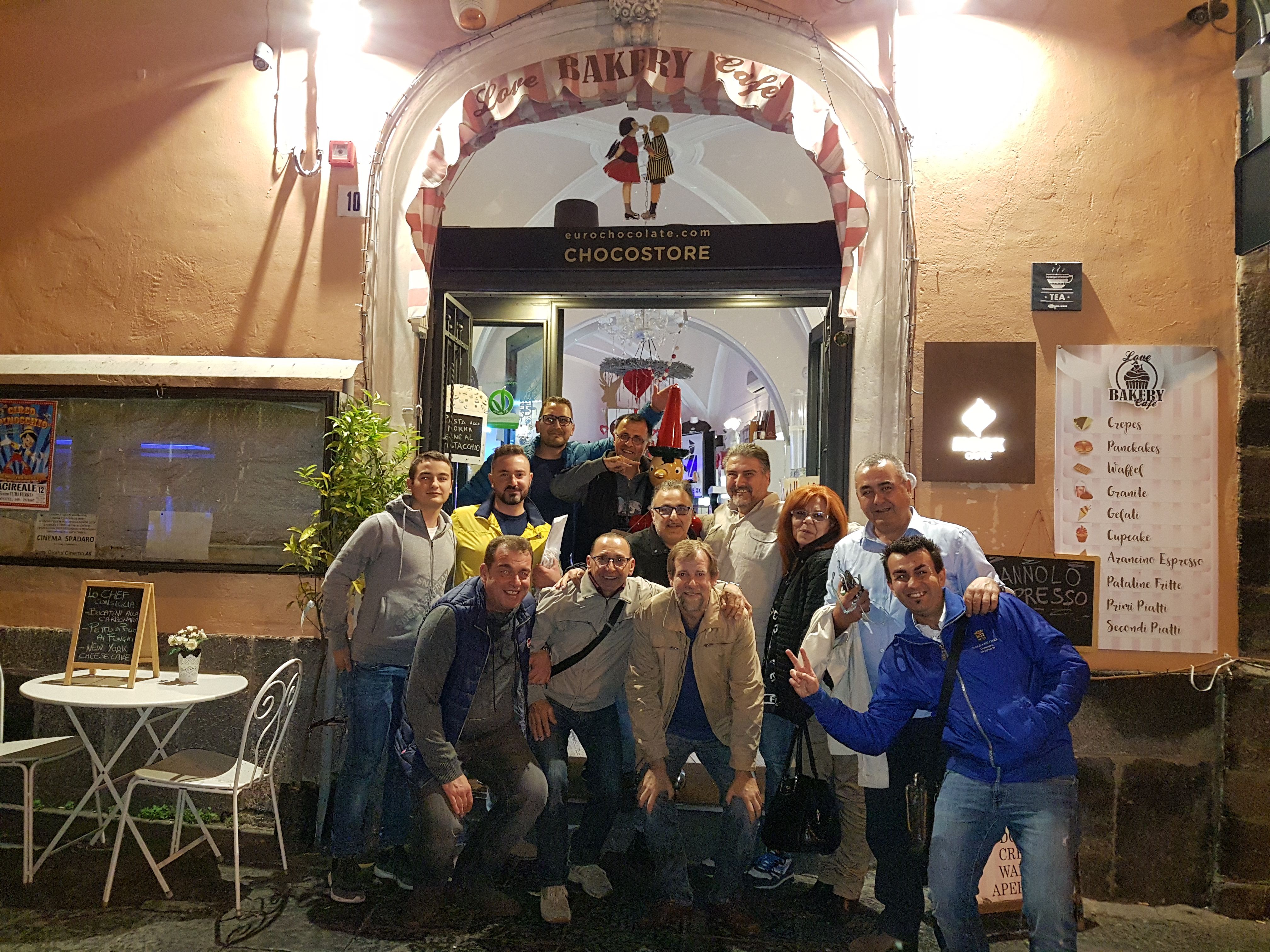 2017 - IIIa  mostra specialistica C.I.C.A.P.  -Alcuni amici allevatori partecipanti alla specialistica di Acireale (CT) a fine rinfresco.